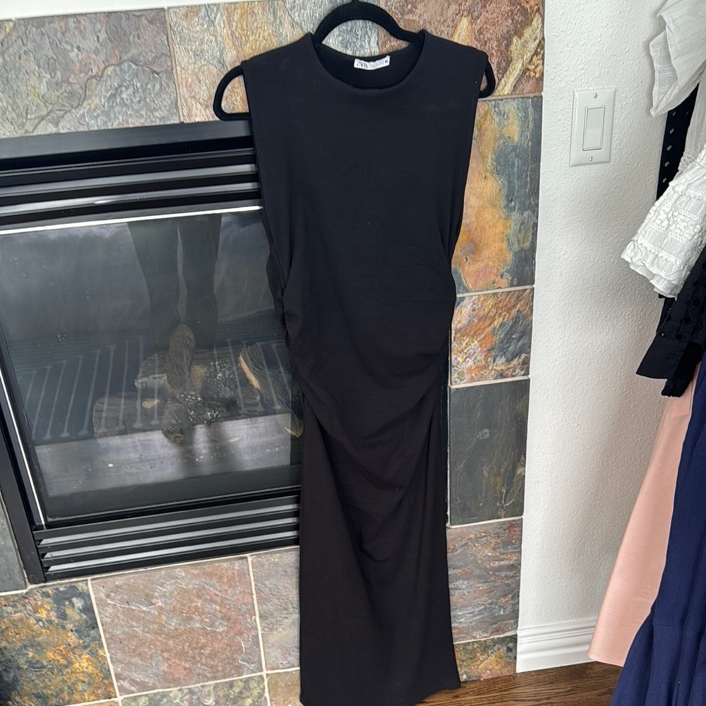 Zara Black Ribbed Mock Neck Maxi Dress